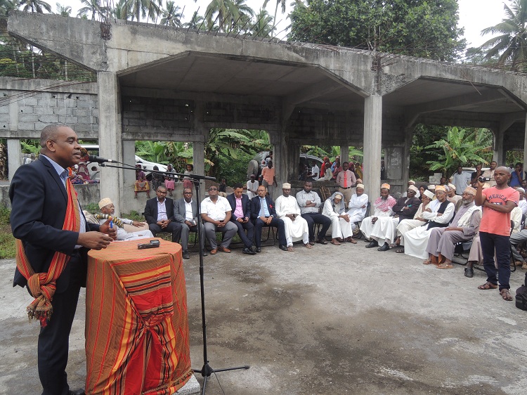 Programme de l’émergence /  Larifou entame sa campagne de sensibilisation à Irouhé (Oichili)